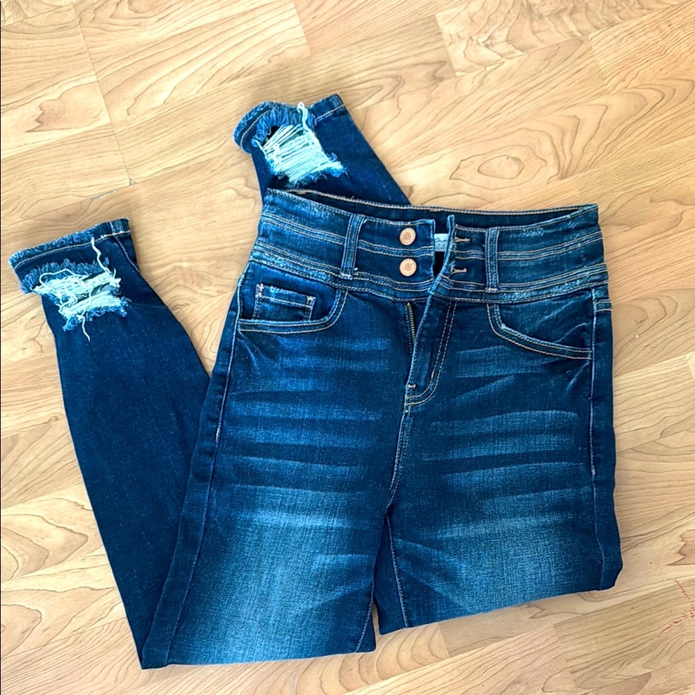 Stylish Distressed Blue Jeans for Women